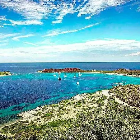 Il Bouganville A 150m Dalla Con Vista Sulla Splendida Baia Di Porto Raphael Nyaraló